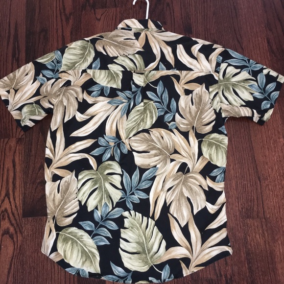 Large Chaps/Ralph Lauren Floral button up shirt - Picture 2 of 4